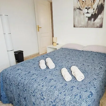 Modern And Centric With Air Conditioning - By Tenerifehints * El Medano (Tenerife)