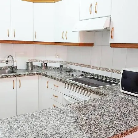 Modern And Centric With Air Conditioning - By Tenerifehints * El Medano (Tenerife)